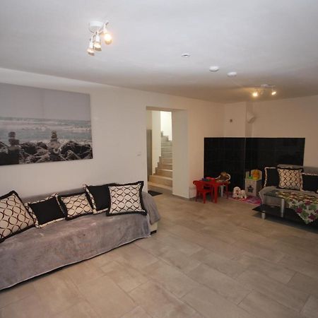 Apartmany Amalia 皮耶什佳尼 外观 照片